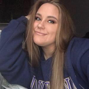 Meet your Posher, Kenzie